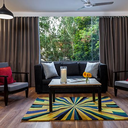 Oyo Townhouse 80 Meera Bagh Deli Exterior foto