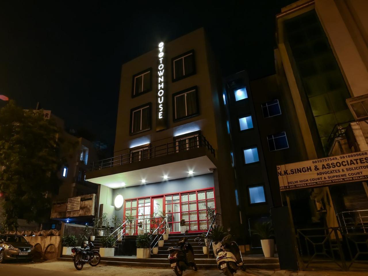 Oyo Townhouse 80 Meera Bagh Deli Exterior foto